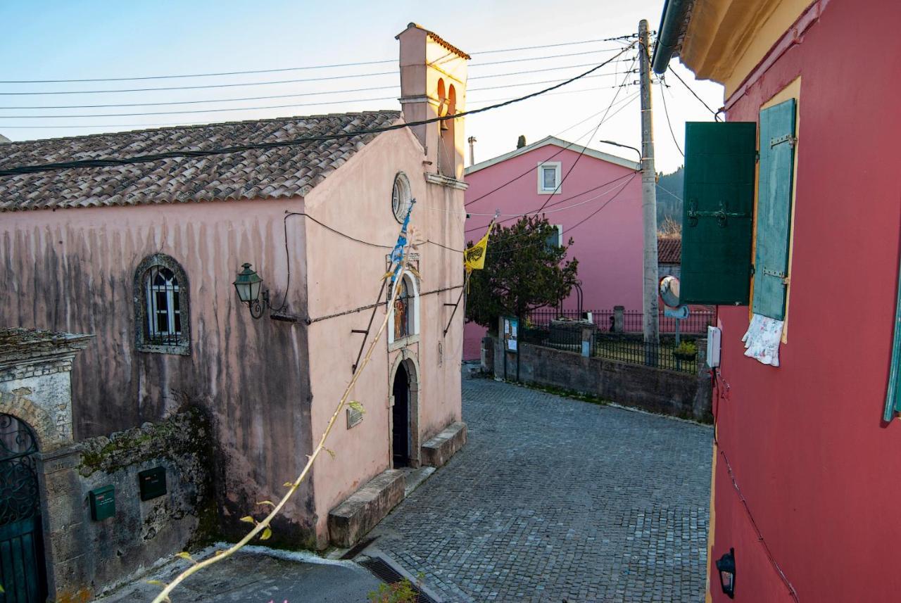 Yangos Traditional Home Kouramádes Esterno foto